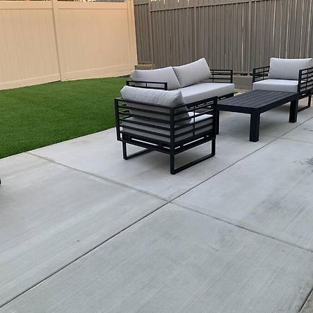 City Center Villa - Pool, Patio & Close To Beach! 헌팅턴비치 외부 사진